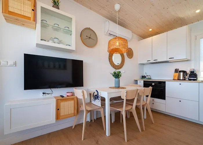 Dragon Bay-saphira Apartman *